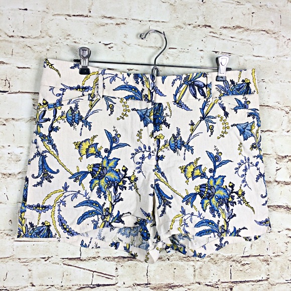 LOFT Pants - LOFT Botanical Floral Print Riviera Shorts SOLD